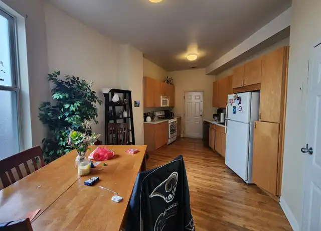 Property at 2236 N California Ave Unit 3, Chicago, IL, 60647, 2 beds, 1 bath, [object Object]