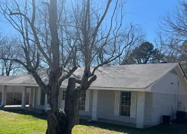 Property at 2479 Twisted Oak Dr, Jackson, MS, 39212, 3 beds, 2 baths, [object Object]