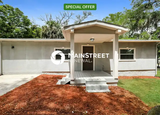 Property at 2001 Woodland Dr, Apopka, FL, 32703, 3 beds, 2 baths, [object Object]