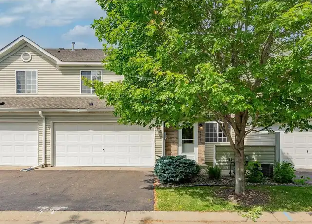 Property at 8878 Spring Ln, Woodbury, MN, 55125, 2 beds, 1.5 baths, [object Object]