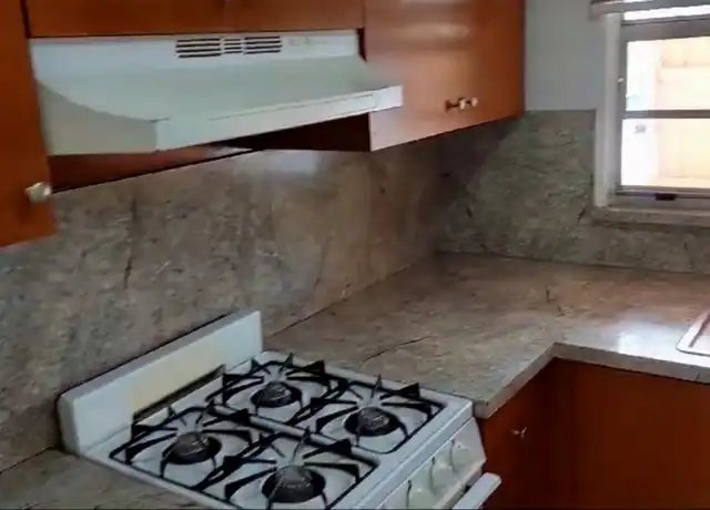 Property at 6850 W 14th Ct Unit B25, Hialeah, FL, 33014, 1 bed, 1 bath, [object Object]