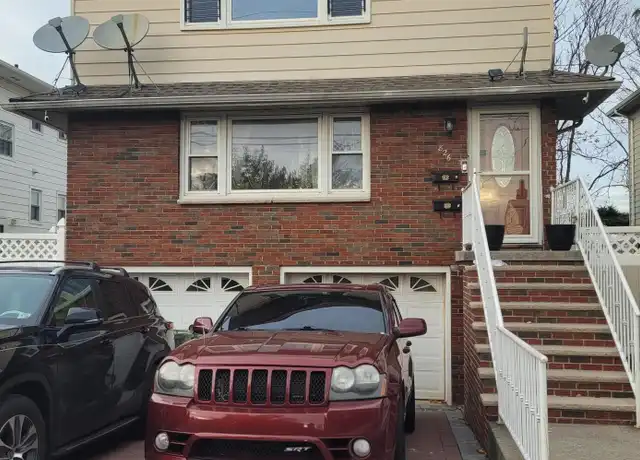 Property at 826 Hampden St Unit 2, Linden, NJ, 07036, 3 beds, 1.5 baths, [object Object]