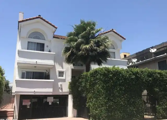 Property at 937 Wilcox Ave Unit 937 02, Los Angeles, CA, 90038, 2 beds, 2 baths, [object Object]