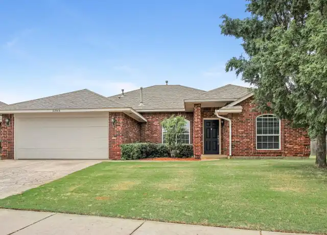 Property at 21943 Pleasant Ridge Rd, Edmond, OK, 73012, 4 beds, 2 baths, [object Object]