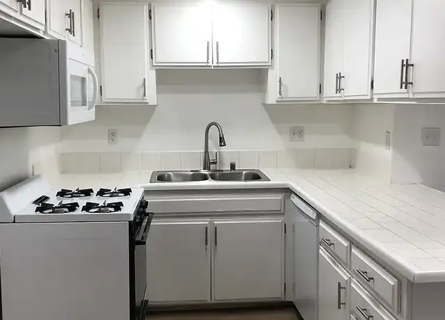 Property at Corinth Avenue Apartments - 2437 Corinth Ave, Los Angeles, CA, 90064, 2 beds, 2 baths, [object Object]