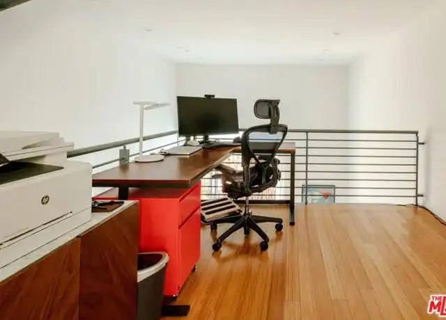 Property at 1120 N Orange Grove Ave Unit 6, West Hollywood, CA, 90046, 2 beds, 3 baths, [object Object]