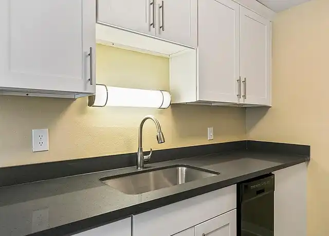 Property at The Beacon - 1410 S Columbian Way, Seattle, WA, 98144, 1 bed, 1 bath, [object Object]