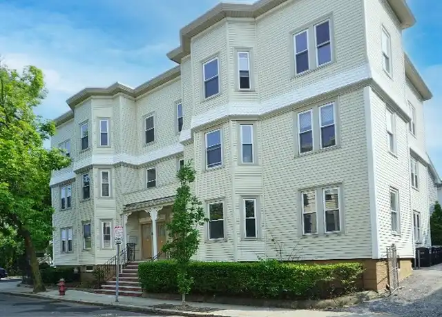 Property at 2 Ivaloo St Unit 4-B, Somerville, MA, 02143, 3 beds, 1 bath, [object Object]