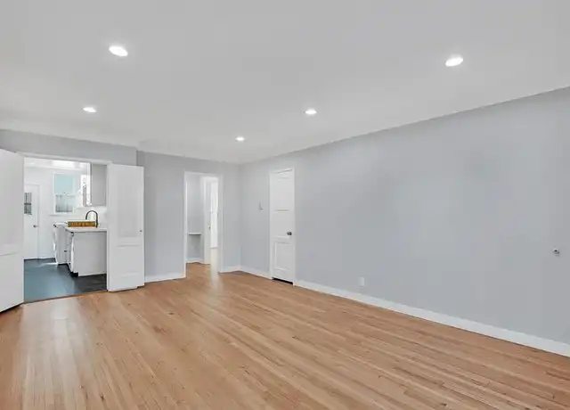 Property at 300 S Doheny Dr Unit 300A, Beverly Hills, CA, 90211, 1 bed, 1 bath, [object Object]