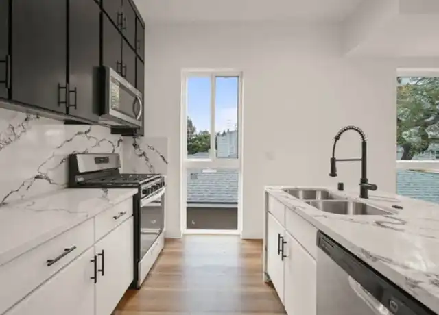Property at 8664 Cadillac Ave Unit 1/2, Los Angeles, CA, 90034, 3 beds, 3 baths, [object Object]