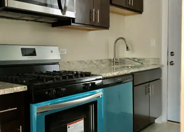 Property at 2933 N Hamlin Ave Unit 2908-3, Chicago, IL, 60618, 1 bed, 1 bath, [object Object]