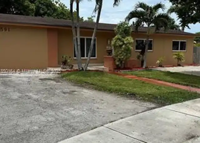 Property at 9591 SW 9th Ter Unit 9591, Miami, FL, 33174, 3 beds, 3 baths, [object Object]
