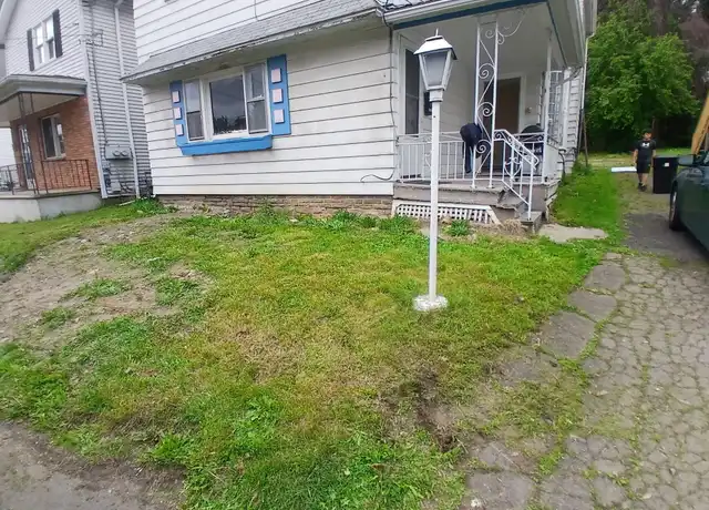 Property at 1729 Church Ave Unit 1, Scranton, PA, 18508, 2 beds, 1 bath, [object Object]
