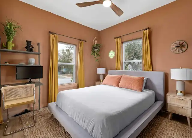 Property at 1107 E 10th St, Austin, TX, 78702, 3 beds, 2 baths, [object Object]
