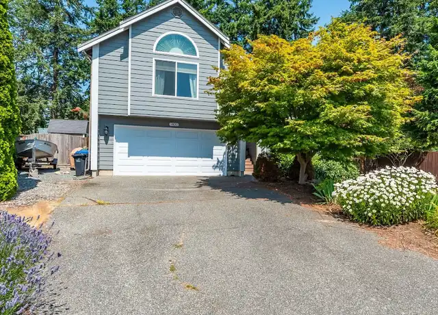 Property at 1400 SW Islander Ln, Oak Harbor, WA, 98277, 3 beds, 2.5 baths, [object Object]