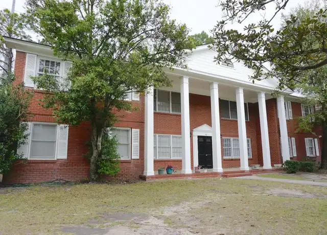 Property at 32 Thackery Pl Unit 2, Savannah, GA, 31405, 3 beds, 1.5 baths, [object Object]