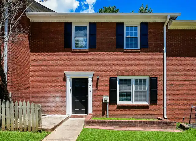 Property at 976 Park Gate Pl, Stone Mountain, GA, 30083, 3 beds, 2 baths, [object Object]