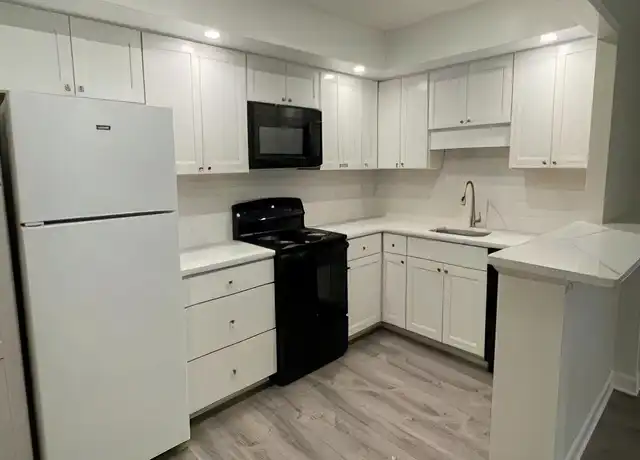 Property at 106 Broad St Unit 15, Weymouth, MA, 02188, 1 bed, 1 bath, [object Object]