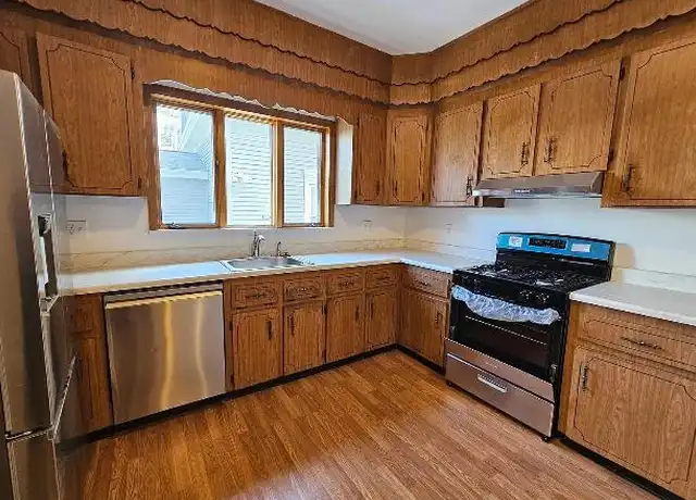 Property at 40 Spring Garden St, Dorchester, MA, 02125, 3 beds, 1 bath, [object Object]