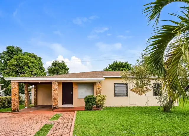 Property at 14221 Polk St, Miami, FL, 33176, 3 beds, 1 bath, [object Object]