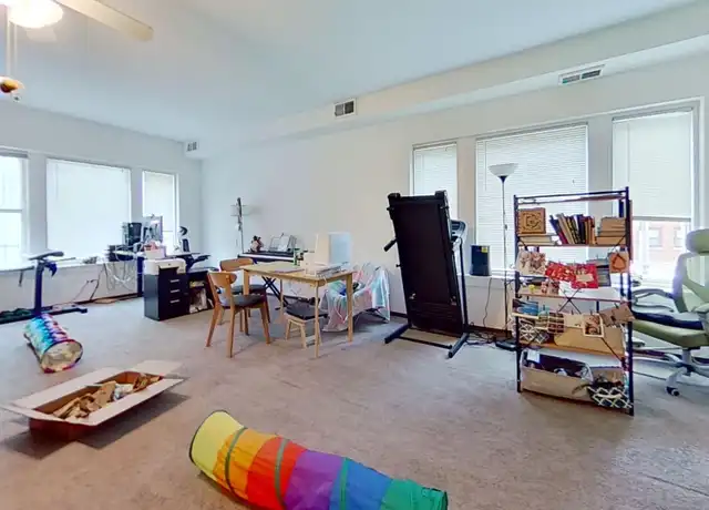 Property at 701 W Belmont Ave Unit 701 1E, Chicago, IL, 60657, 1 bed, 1 bath, [object Object]
