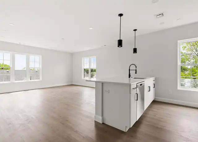 Property at The 103 - 103 Cottage St, Lynn, MA, 01905, 1-2 bed, 1 bath, [object Object]