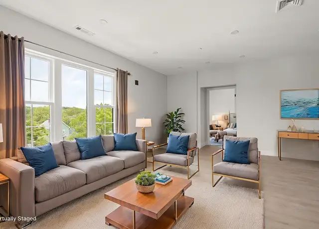 Photo of 103 Cottage St, Lynn, MA 01905