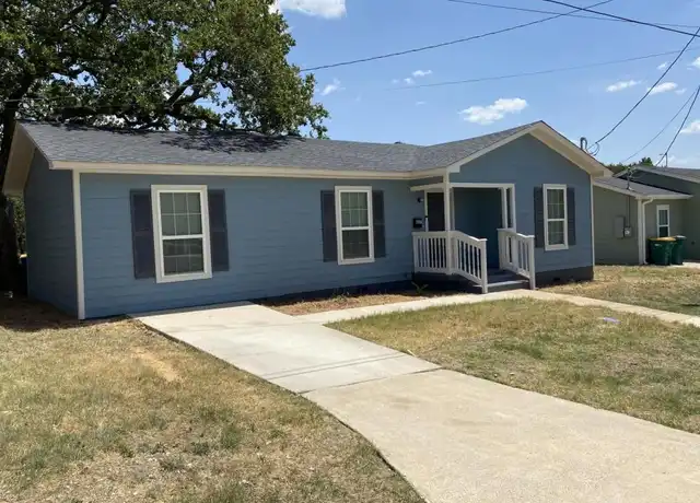 Property at 607 S 7th St, Gatesville, TX, 76528, 3 beds, 2 baths, [object Object]