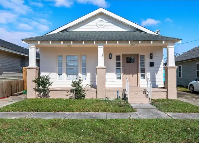 Property at 7412 Claremont Dr, Marrero, LA, 70072, 3 beds, 2 baths, [object Object]