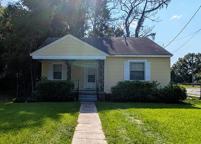 Property at 416 N 19th Ave, Hattiesburg, MS, 39401, 2 beds, 1 bath, [object Object]