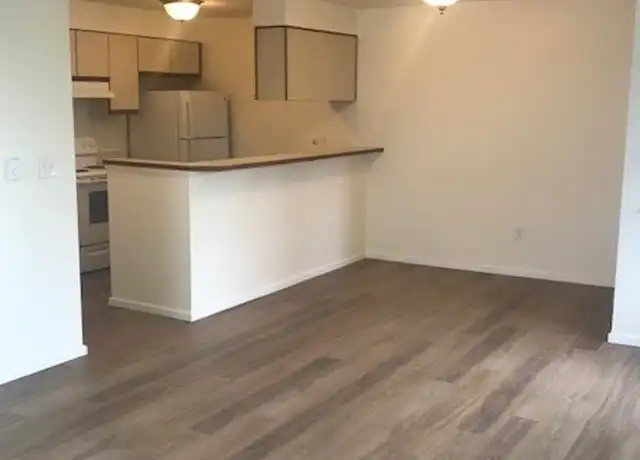 Property at 4301 Woodland Park Ave N, Seattle, WA, 98103, 1 bed, 1 bath, [object Object]