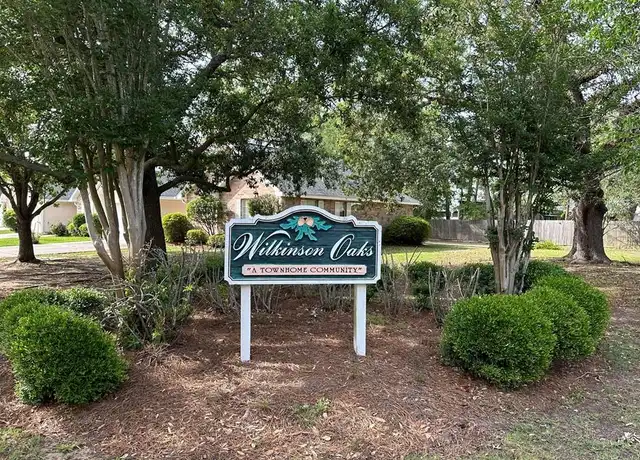 Property at 2613 Rebecca Ln, Mandeville, LA, 70448, 2 beds, 2 baths, [object Object]