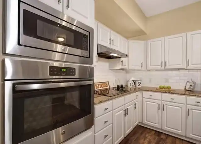 Property at 3210 Louisiana St Unit 1130, Houston, TX, 77006, 1 bed, 1 bath, [object Object]
