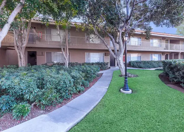 Photo of 230 E Chapman Ave, Placentia, CA 92870