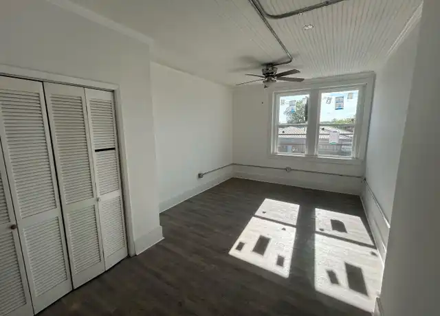 Property at 69040 Main St S, Blountsville, AL, 35031, 1 bed, 1 bath, [object Object]