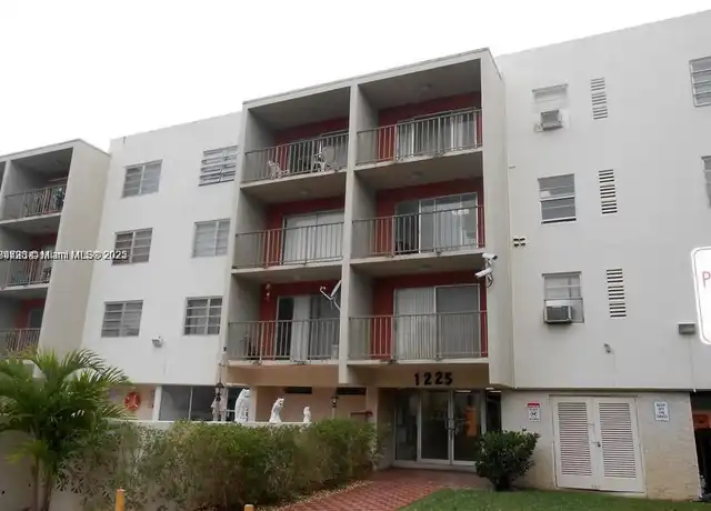 Property at 1225 NE 124th St Unit 28A, North Miami, FL, 33161, 1 bed, 1 bath, [object Object]