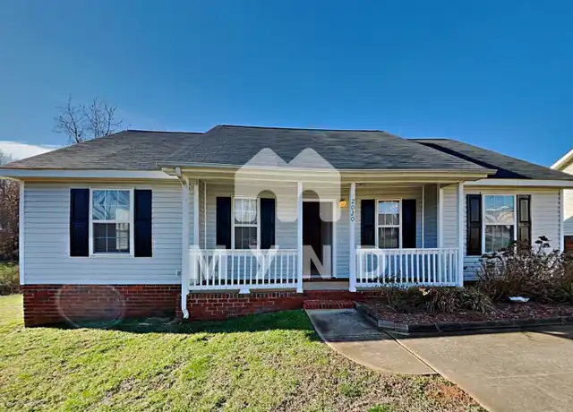 Property at 2020 Slater Springs Dr, Charlotte, NC, 28216, 3 beds, 2 baths, [object Object]