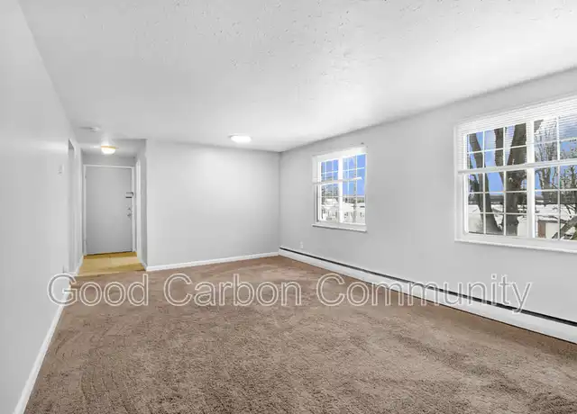 Property at 309 Beattie Ave Unit 2, Lockport, NY, 14094, 1 bed, 1 bath, [object Object]
