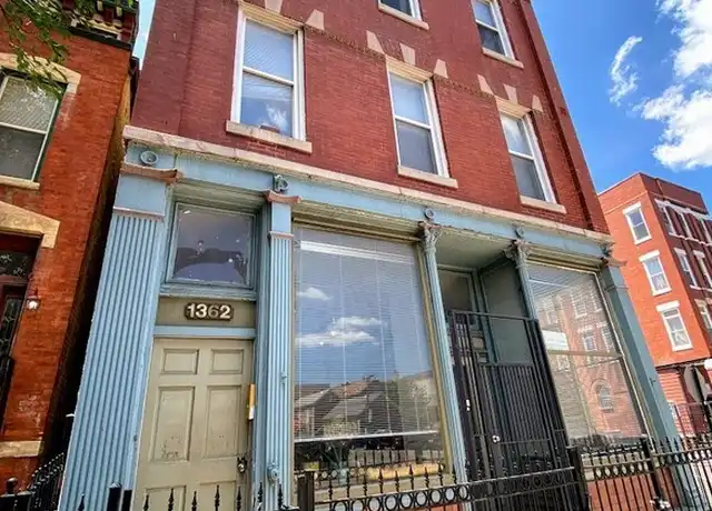 Property at 1362 N Bosworth Ave Unit B4, Chicago, IL, 60642, 2 beds, 1 bath, [object Object]