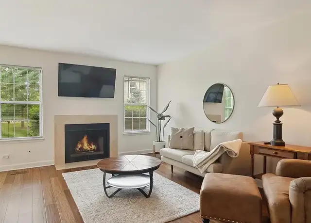 Photo of 1141 Russellwood Ct #1141, Buffalo Grove, IL 60089