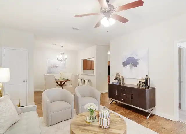 Property at Summit of Shreveport Apartment Homes - 6051 Roma Dr, Shreveport, LA, 71105, 1-3 bed, 1-2 bath, [object Object]