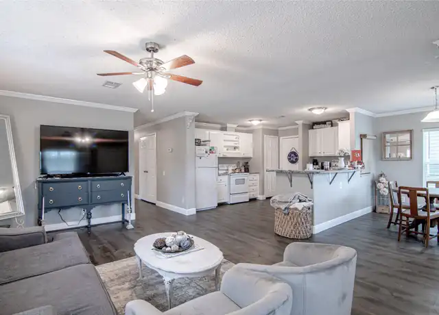 Property at 164 Varsity Dr, Huntsville, TX, 77340, 4 beds, 4 baths, [object Object]