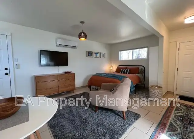 Property at 507b Spruce St SE, Albuquerque, NM, 87106, 0 beds, 1 bath, [object Object]