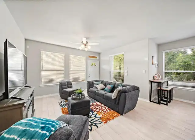 Property at 714 Lee St, La Porte, TX, 77571, 3 beds, 3 baths, [object Object]
