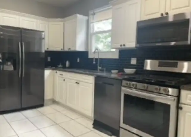 Property at 227 E 9th Ave Unit 1, Roselle, NJ, 07203, 2 beds, 1 bath, [object Object]