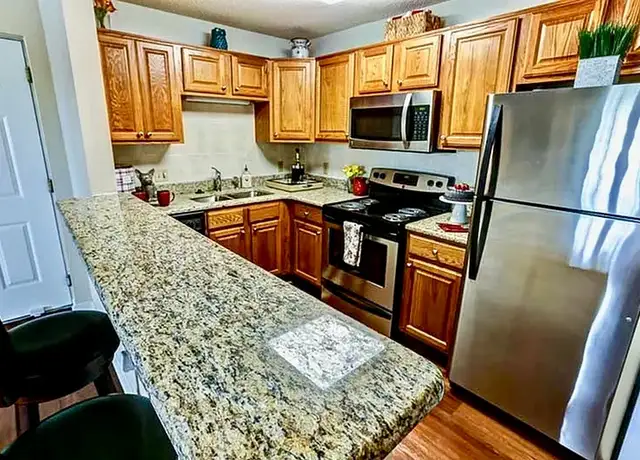 Photo of 25 Spring Meadow Dr, Buffalo, NY 14221