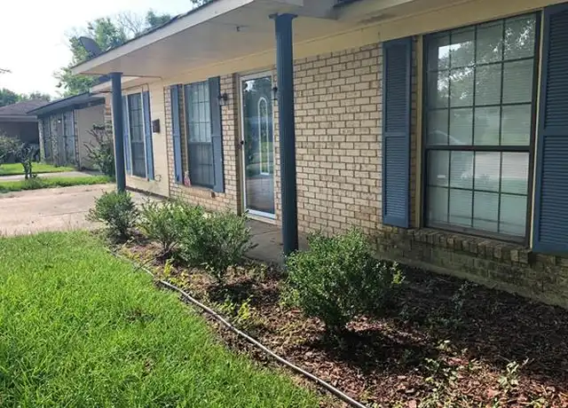 Property at 8758 S Emerald Loop, Shreveport, LA, 71106, 3 beds, 2 baths, [object Object]