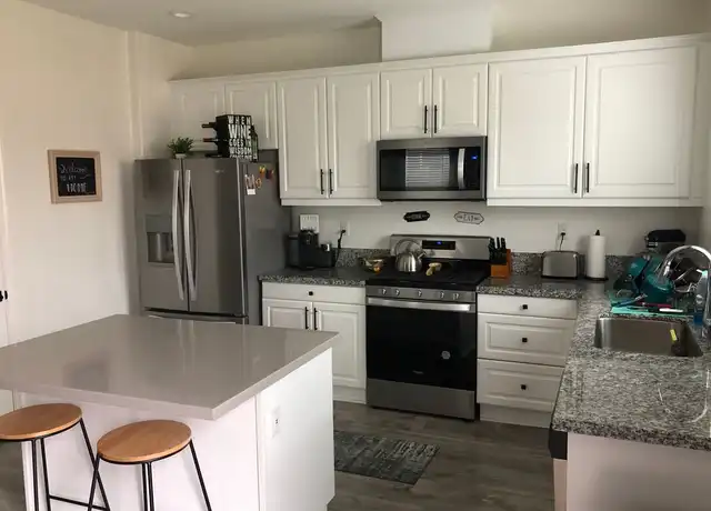 Property at 3162 Stargazer St, Hemet, CA, 92543, 4 beds, 2 baths, [object Object]