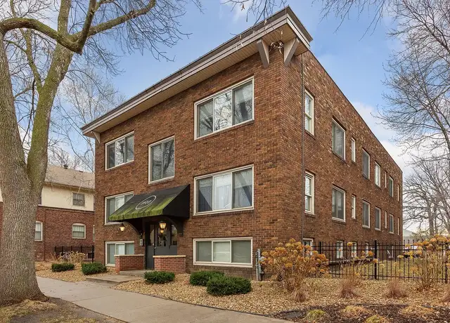 Photo of 1610 Charles Ave, Saint Paul, MN 55104