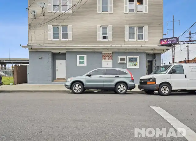 Property at 8 West Ave, Bridgeport, CT, 06604, 3 beds, 1 bath, [object Object]